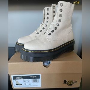 Dr. Marten’s Jadon III Parchment Beige Soft Leather Platform Boots - ladies US 7